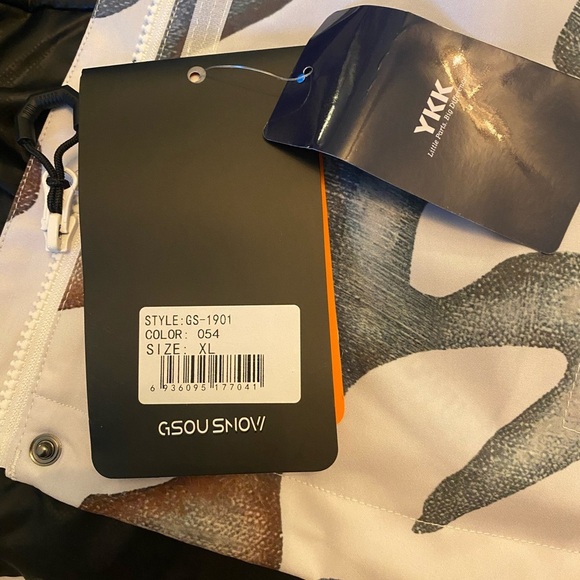 GSOU SNOW Women’s Snow Jacket NWT GS-1901 Color 054 Size XL Camouflage - Picture 9 of 10